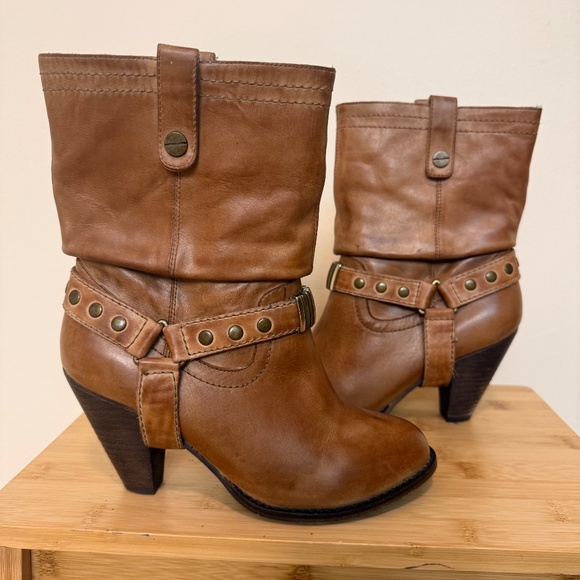 Brown Leather Heeled Western-Harness Boots - Picture 5 of 11